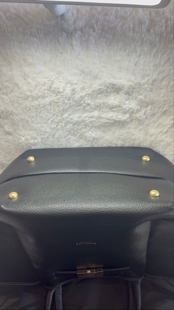 Sac vintage en cuir noir Demellier - photo numéro 6