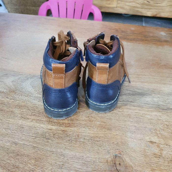 Chaussures garçon t25 - photo numéro 3