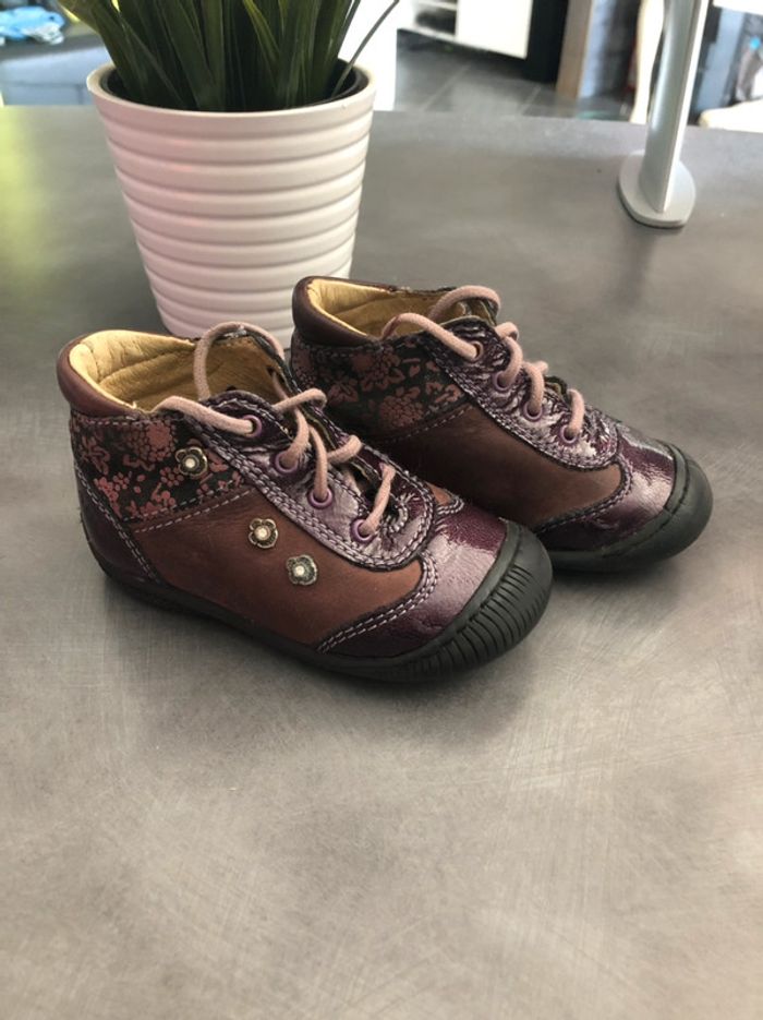 Chaussure Aster valeur neuve 69€