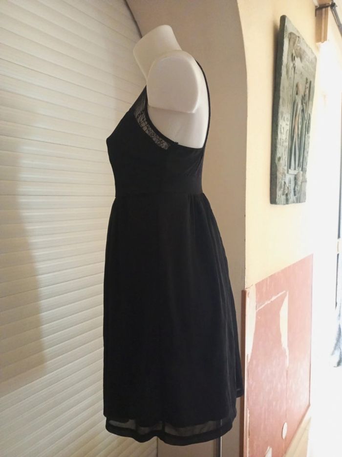 Robe noire - photo numéro 4