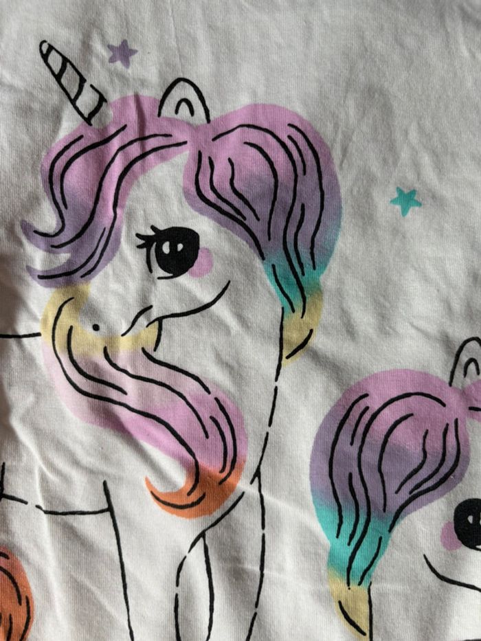 T-shirt licorne 7-8 ans - photo numéro 3