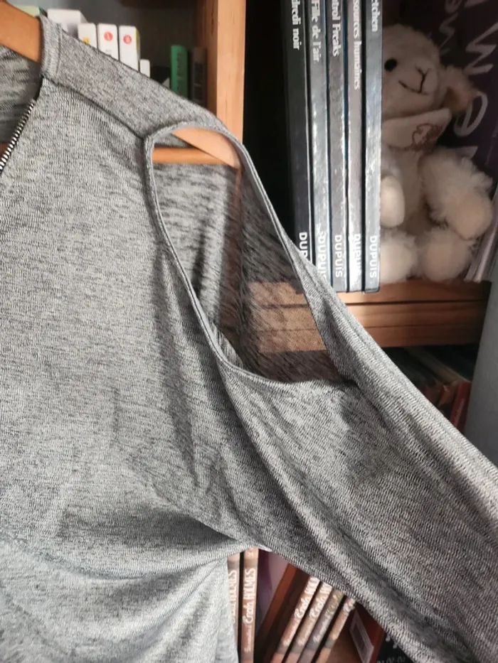 Tee-shirt femme - photo numéro 2
