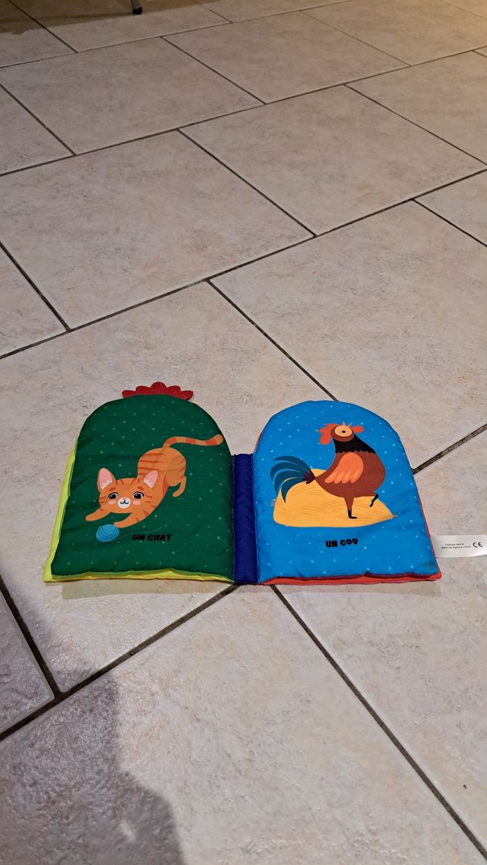 Livre bébé - photo numéro 2