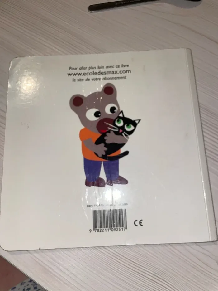 Livre un câlin et tout va bien - photo numéro 6