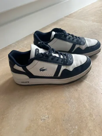 Paire de baskets Lacoste