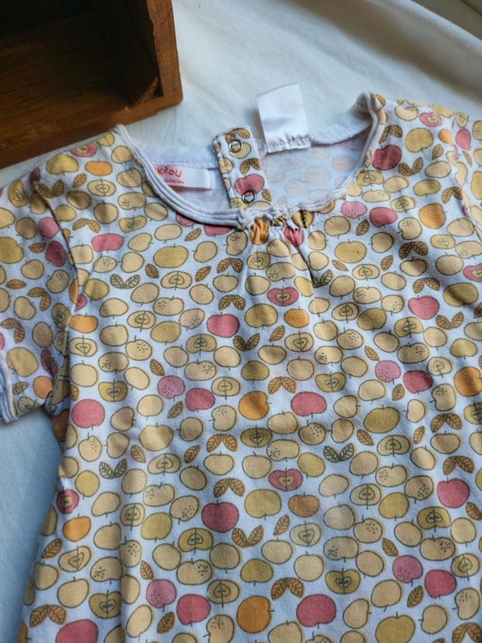 T-shirt pommes 18 mois - photo numéro 4