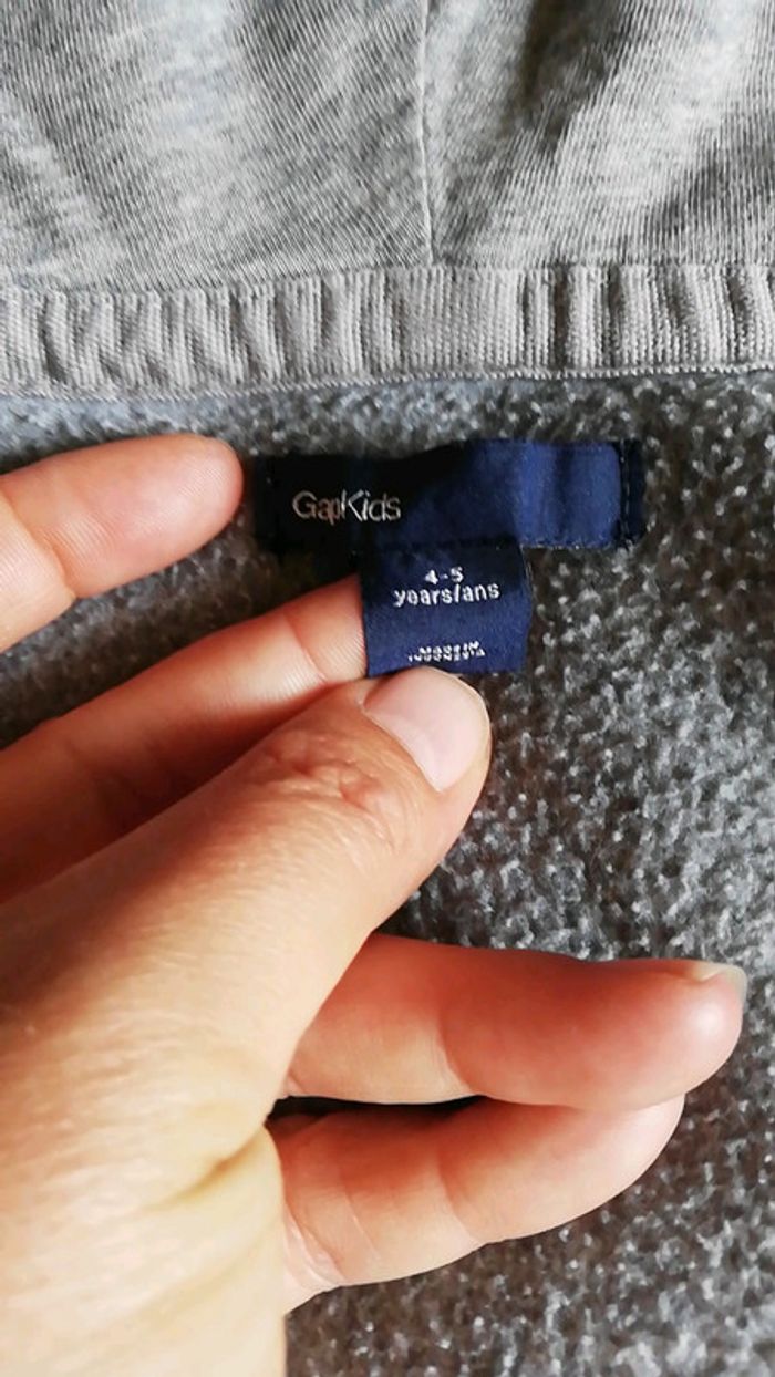 Gilet a capuche - photo numéro 2