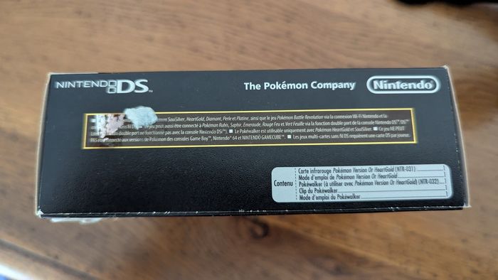 Boite jeux Pokemon Or DS. + Livre cartes a collectionner - photo numéro 3
