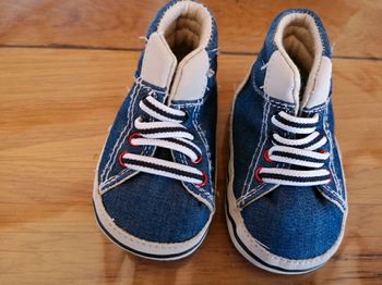 Chaussures bébé 0/6 mois