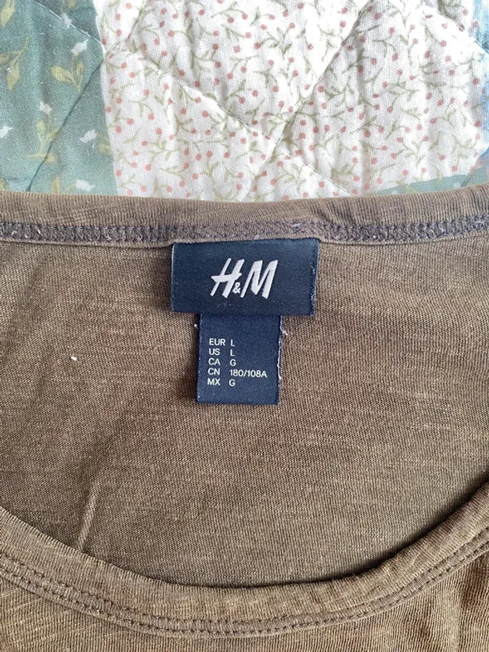 T-shirt kaki H&M Homme - photo numéro 4