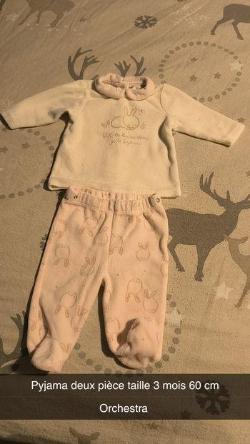 Pyjama 2 pièces fille taille 3 mois