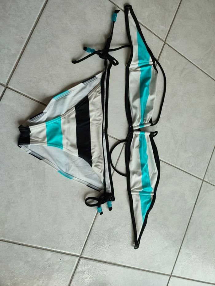 Maillot de bain 2 pièces tribord taille 46