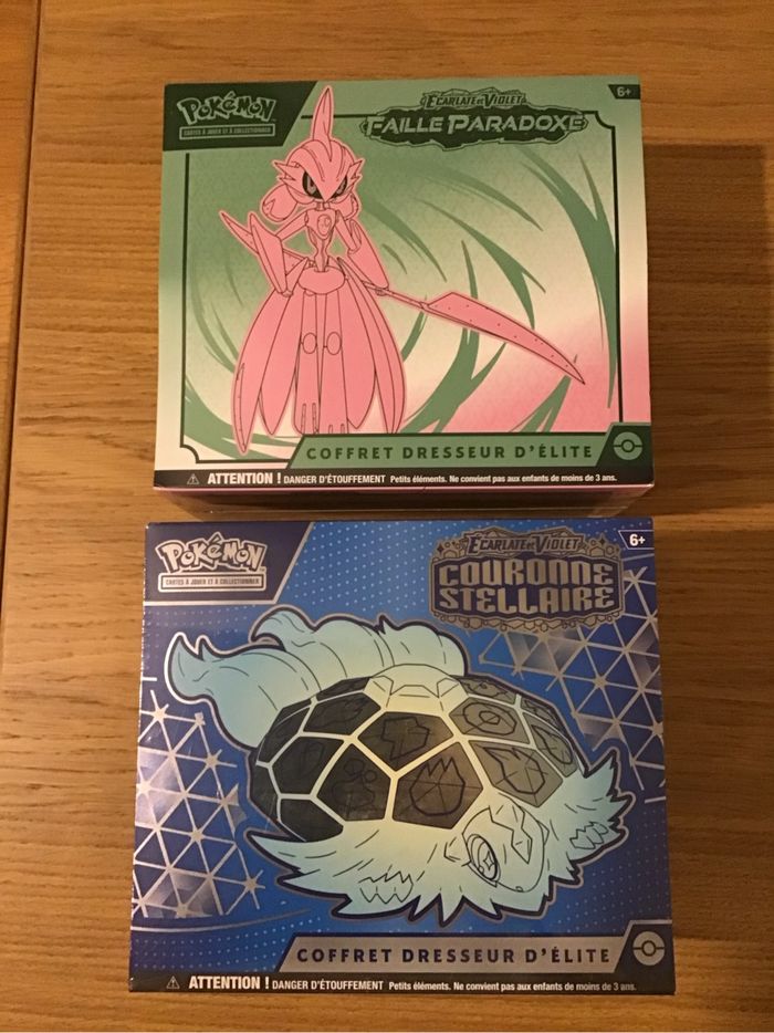 Lot deux ETB cartes Pokémon Faille paradoxe EV4 Couronne Stellaire EV7 neuf scellé collection