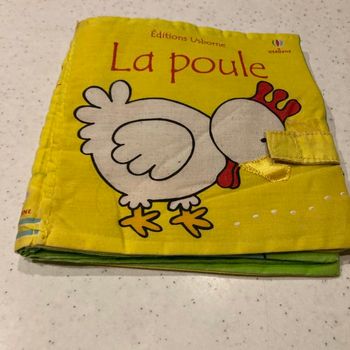 Livre en tissus la poule avec bruit