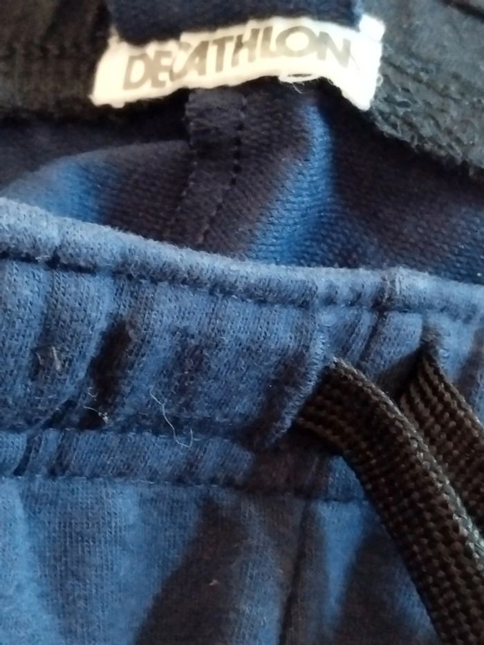 🔷 Décathlon - Short – Bleu marine - 9-10 ans 🔷 - photo numéro 3