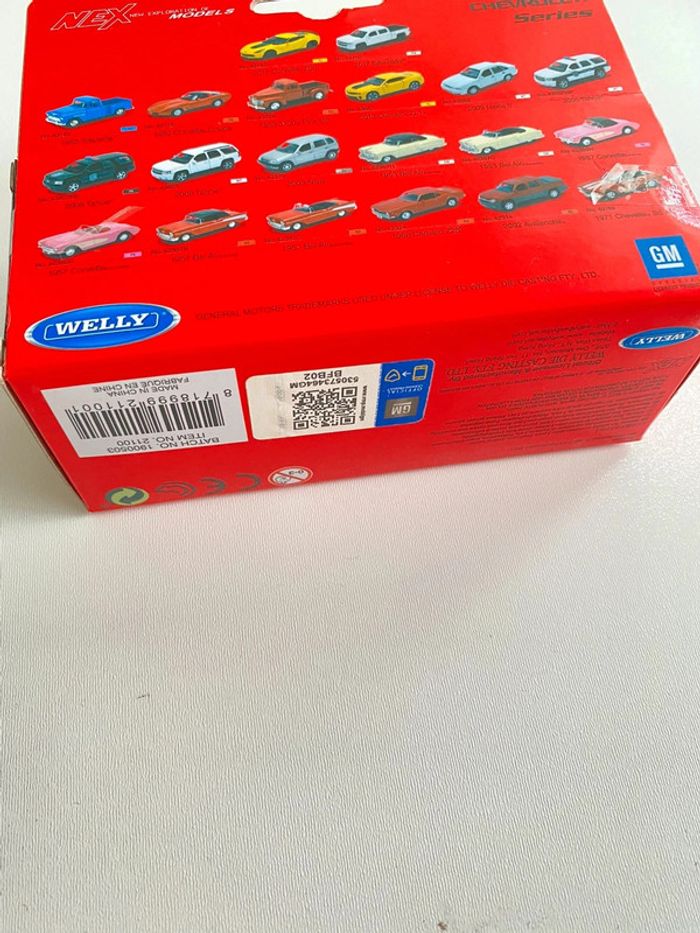 Voiture miniature Chevrolet neuve - photo numéro 5
