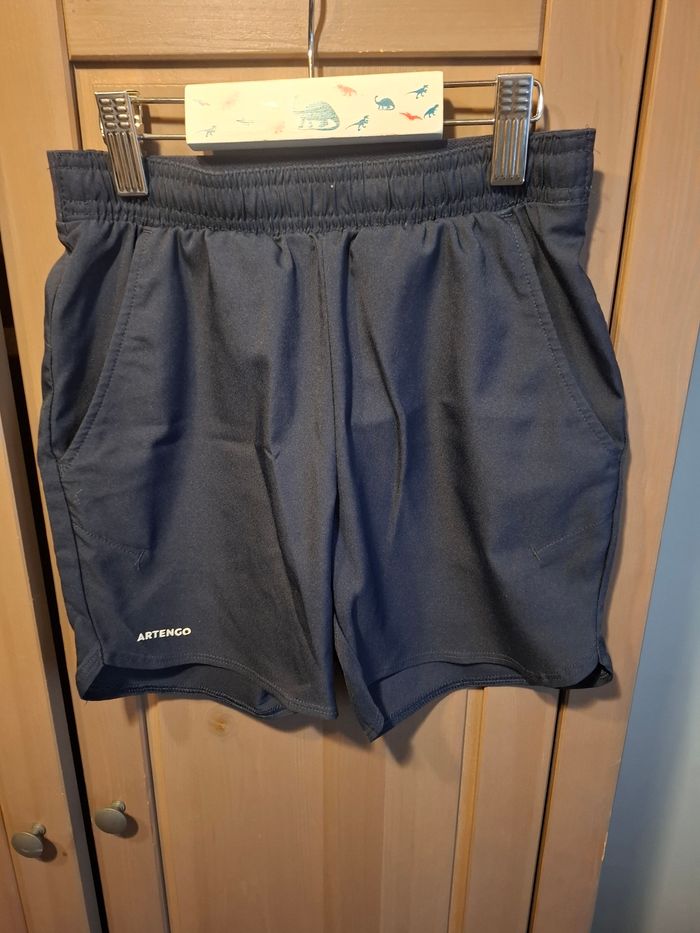 Short 8 ans