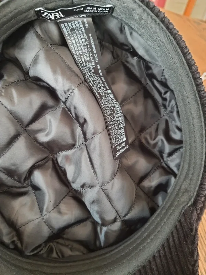 Casquette Zara en velour noir eur M 58cm - photo numéro 12