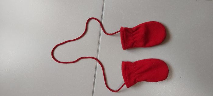 Mouffle avec cordon 12/18 mois - photo numéro 4