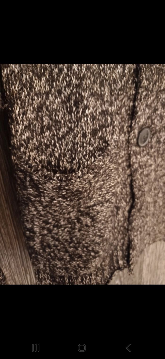 Gilet à capuche en maille avec boutons à enfiler - photo numéro 5