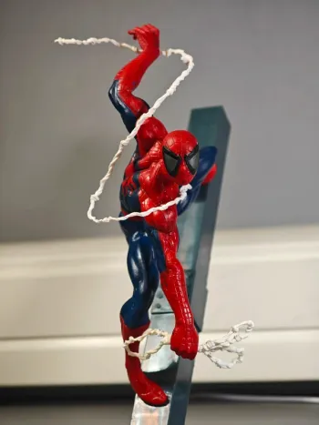 Figurine Spider-Man Slide 21cm neuve sans boîte