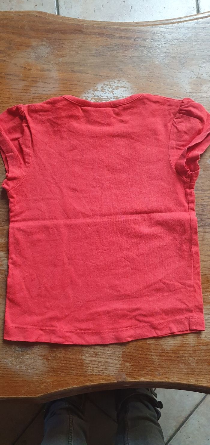 Tee shirt rouge - photo numéro 3