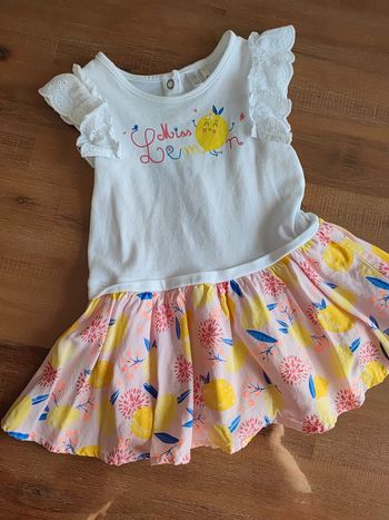 Très jolie robe été 9 mois