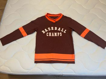 Haut longues manches comme neuf 10 ans