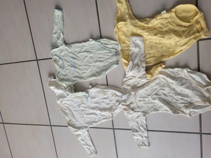 Lot de bodies 6mois manches longues  thème moutons - photo numéro 5
