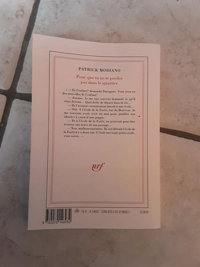 Pour que tu ne te perdes pas dans le quartier - Patrick Modiano - photo numéro 2