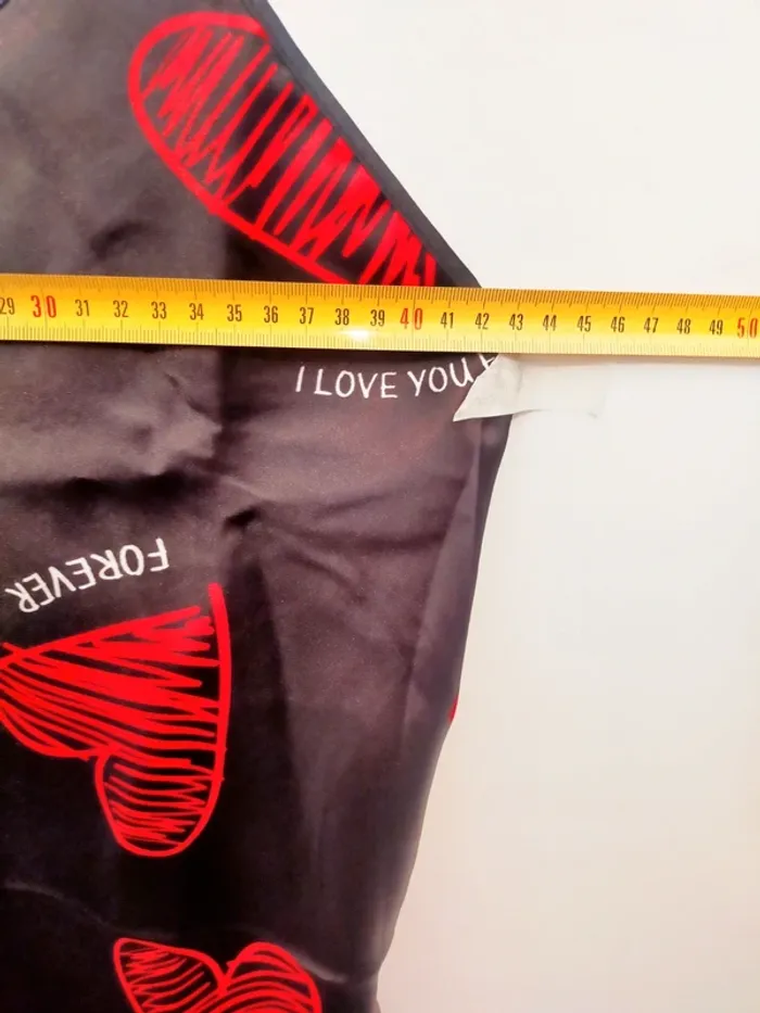 🌹 Superbe Nuisette Noire et Rouge à Motif Cœur – Taille M 🌹 - photo numéro 6