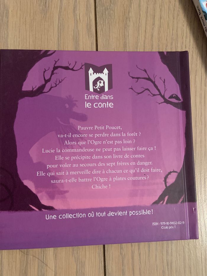 Livre tous avec le petit poucet - photo numéro 2