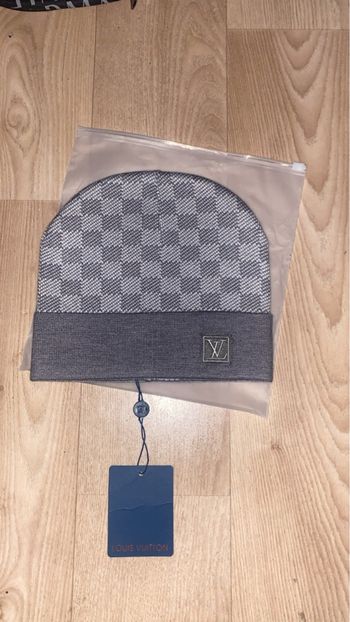 Bonnet Lv
