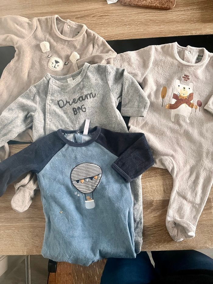 Lot de 4 pyjamas