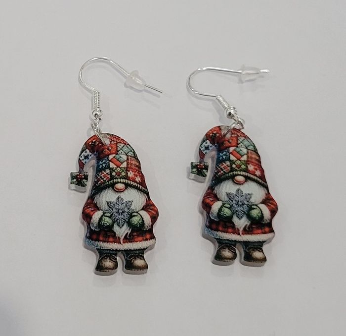 BOUCLES D'OREILLES GNOME NOEL ! NEUVE ! MODELE 4 - photo numéro 4