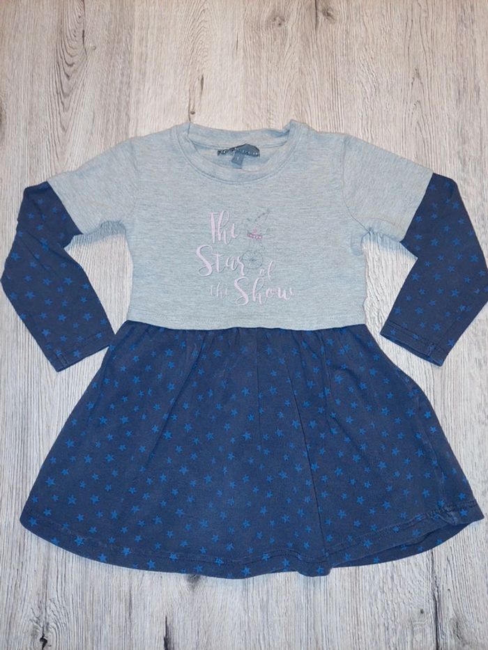 Robe fille T : 5 ans