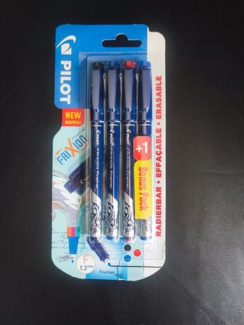 Lot de 4 feutres Frixion - Pilot