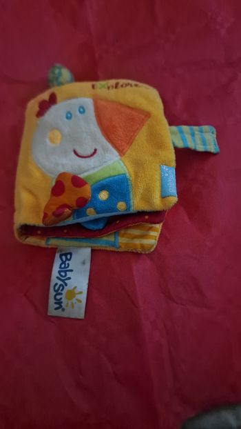 Livre en tissus bébé