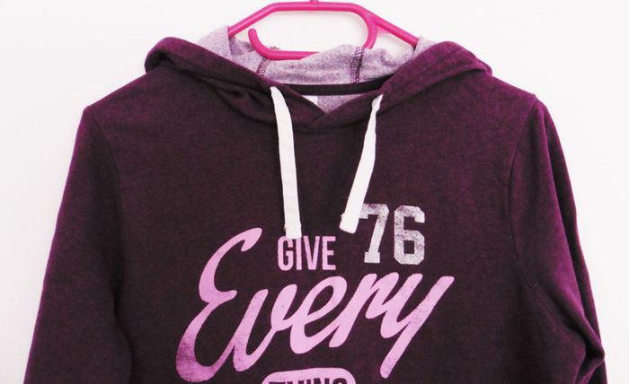 Sweat violet a capuche. Lien de serrage. Decathlon. Coton. Taille 38 - photo numéro 2