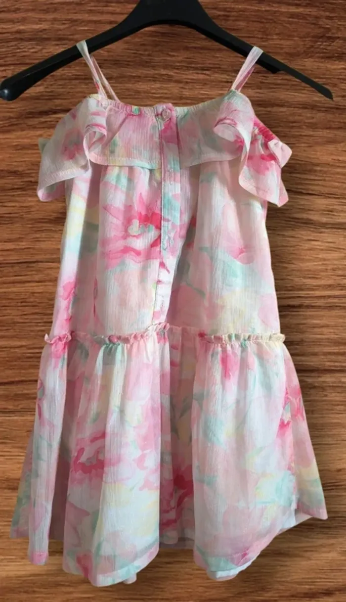 🌸 Robe d’été légère et fleurie – Taille 5 ans 🌸 - photo numéro 3