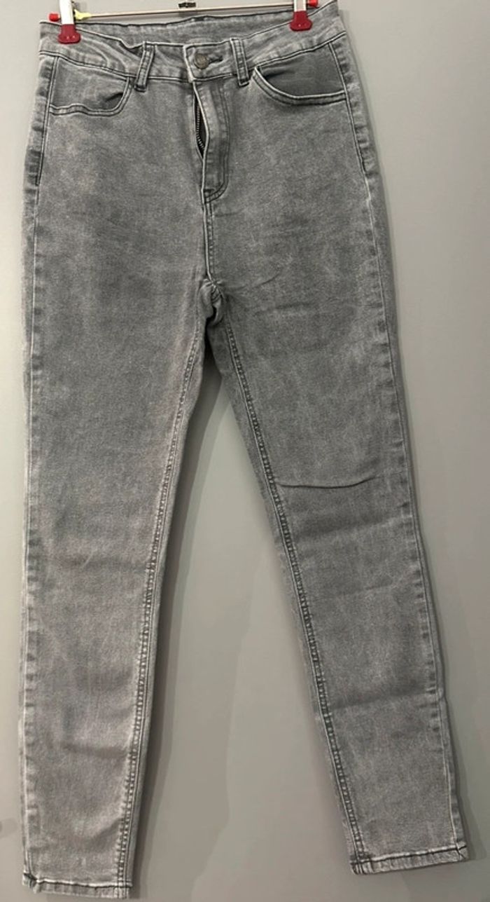 Lot de 4 jeans et 2 short taille S - photo numéro 5