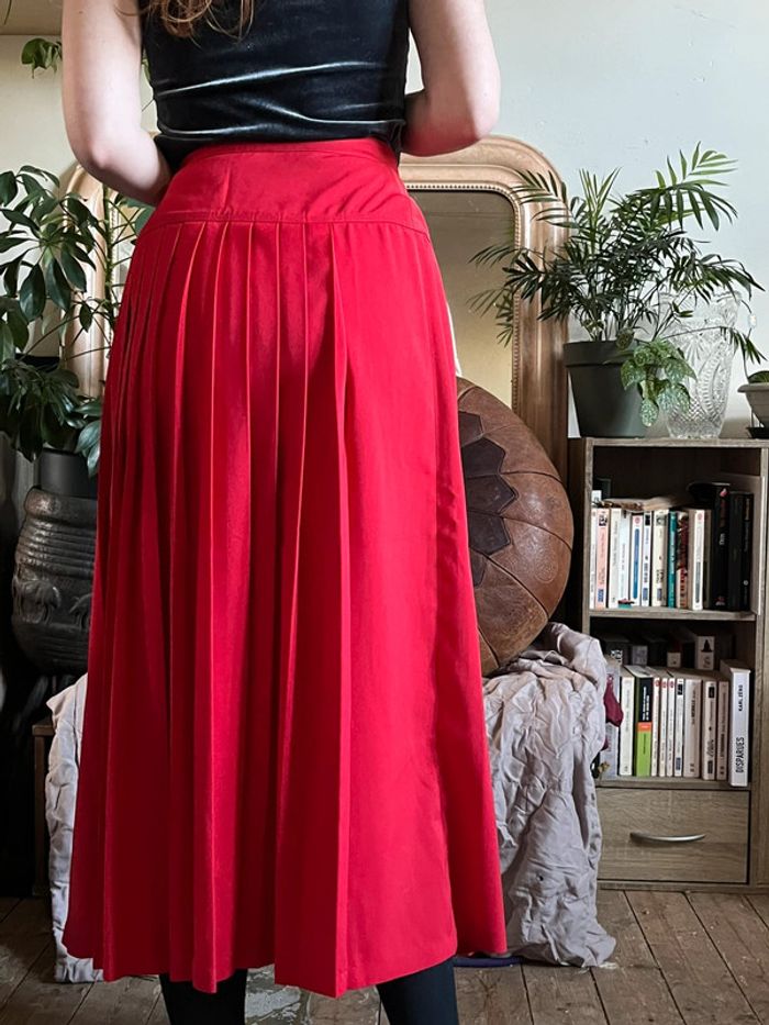 Jupe longue plissée taille haute avec fente - rouge - photo numéro 4