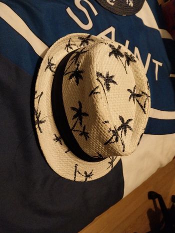 Chapeau 5 8 ans palmiers