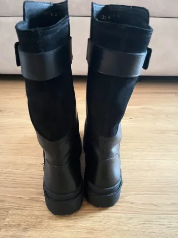 Bottes montantes cuir