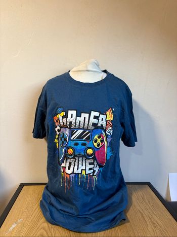 T-shirt garçon taille 170/176