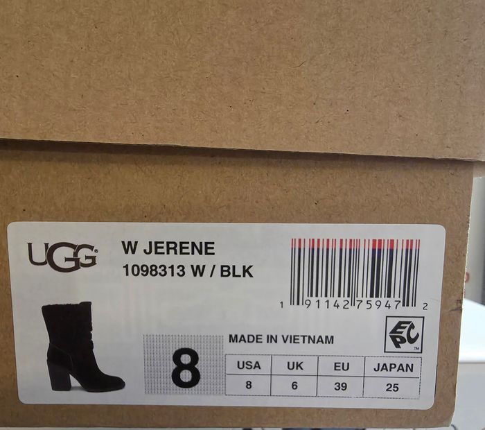 Bottines Ugg, taille 39 - photo numéro 8