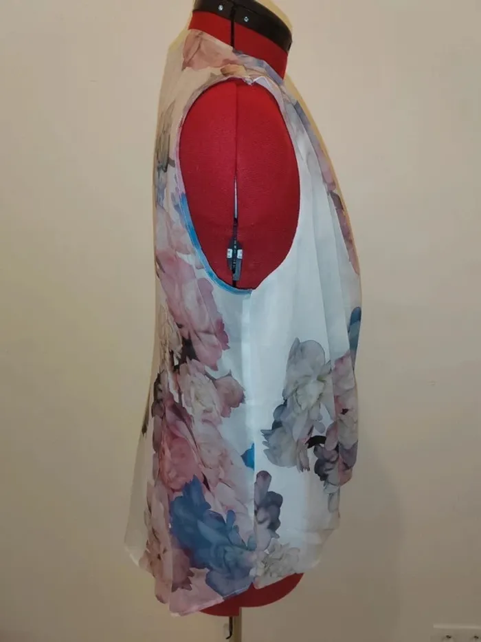 Blouse fleurie - photo numéro 3