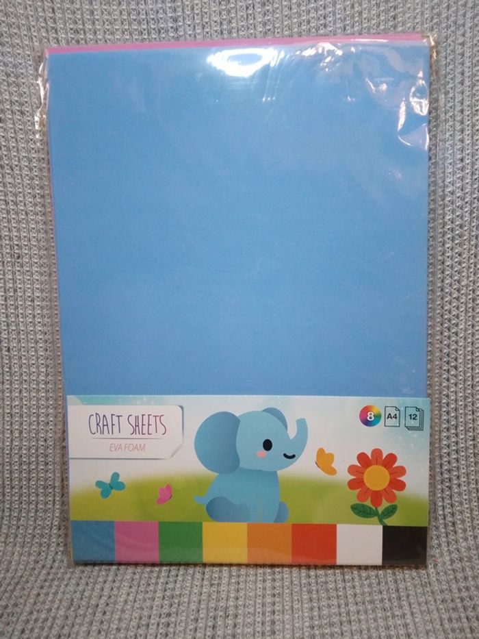 Feuilles de mousses A4 multicolores x12