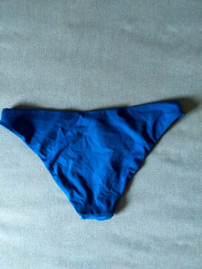 Bas de maillot de bain bleu velours – Taille 38 – 1 seul exemplaire disponible - photo numéro 5