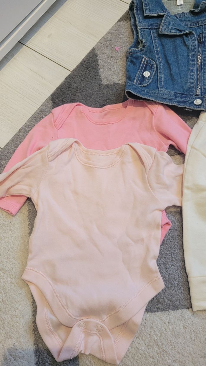Lot vêtements 3mois - photo numéro 2